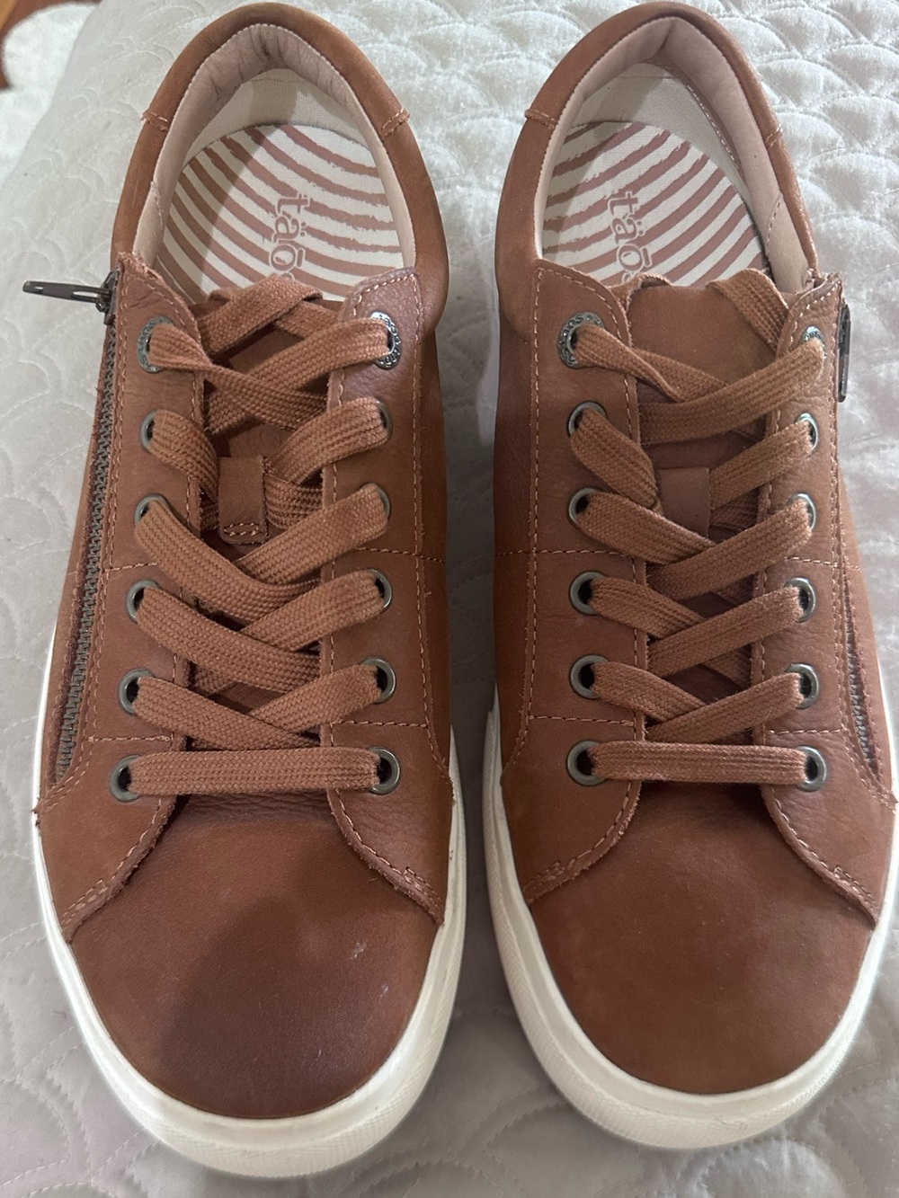 Taos Footwear
Z-Soul Canvas Zip Detail Sneakers